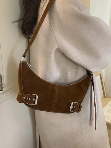 Women Retro PU Leather Croissant Shoulder Bag Minimalist Solid Color Hobo Bag With Metal Buckle Versatile Commuting Purse