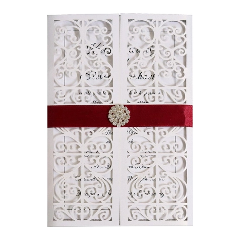 Elegant European Laser Cut Wedding Invitations Pearl Paper Hollow Out Greeting Card With Ribbon And Rhinestone Buckle For Engagement Party