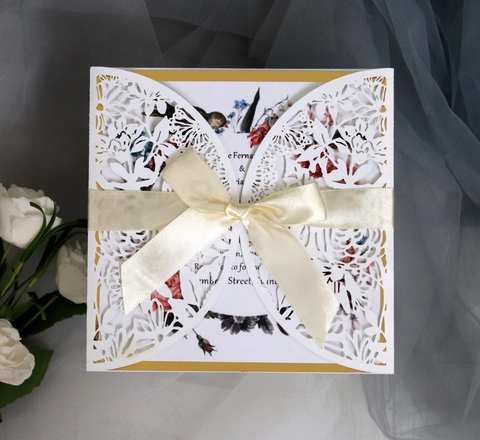 Carte d'Invitation de Mariage Européenne Rose Florale Découpe Laser Papier Perlé Élégant Carte d'Invitation de Fiançailles