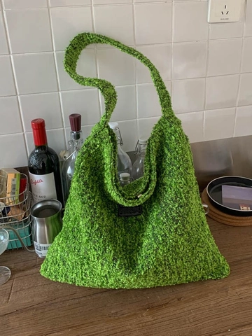 Dames Grote Capaciteit Onderarmtas Mode Effen Groen Gestructureerd Bouclé Fleece Schoudertas Met Letter Patch Voor Dagelijks