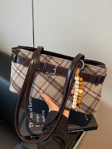Borsa Sottobraccio Vintage Plaid da Donna Grande Capacità Borsa a Tracolla Baguette Con Cintura Decorativa E Ciondolo in Perline Borsa in Stoffa Retro