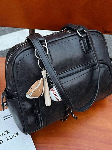 Retro Damen Große Kapazität Tragetasche PU Leder Schulter Pendeln Achselhöhle Tasche Mit Baseball Anhänger Mode Handtasche