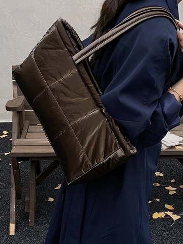 Metallisch Glänzende Gesteppte Puffer Tote Bag Für Damen Große Kapazität Umhängetasche Leichte Gepolsterte Handtasche Casual Winter Shopper Tasche