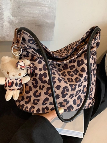 Borsa a Secchiello in Pelle PU Leopardata alla Moda da Donna Grande Capacità Borsa a Tracolla Casual con Ciondolo a Gatto Peluche