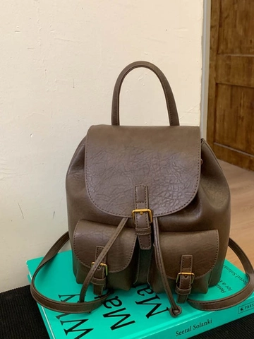 Zaino da Donna in Pelle PU Vintage Moda Retro Pendolare Viaggio Piccolo Zainetto Con Tasche Multiple Tracolla Regolabile
