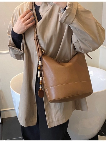 Bolso Tote de Cuero PU de Gran Capacidad para Mujer Minimalista con Costuras de Contraste Bolso de Hombro con Borla de Cuentas