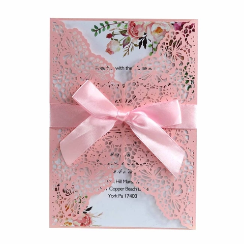 Inviti di Matrimonio Taglio Laser Carta Perlata Design in Pizzo Floreale Con Fiocco in Nastro Buste Eleganti Biglietti Festa