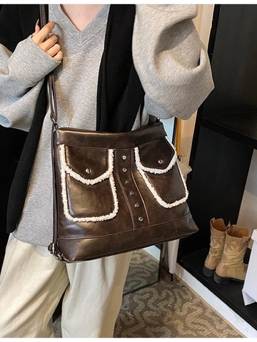 Sac à Dos Fourre-Tout en Cuir PU Rétro Grande Capacité pour Femmes Mode Garniture Faux Mouton Rivet Sac à Épaule Multifonctionnel