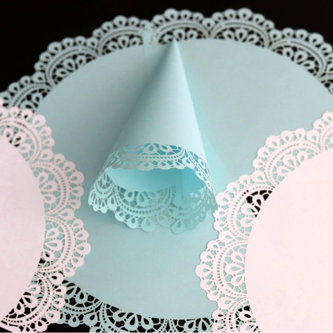 Lasergeschnittene Spitze Papier Hochzeit Konfetti Tüten Für Blütenblätter Reis Blumen Papierkegel Party Dekorationen