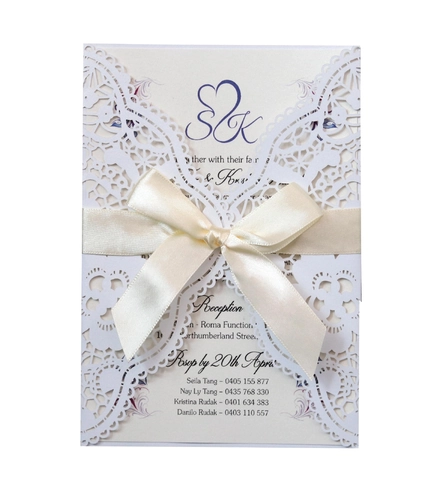 European Laser Cut Wedding Invitation Cards With Ribbon Bow Pearlescent Paper Hollow Lace For Engagement Anniversary Party