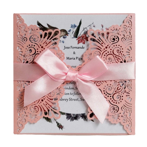 Elegante Europäische Laser Geschnitten Hochzeit Einladung Perlpapier Karte Mit Satin Schleife Blumen Vögel Drucken Innenblatt