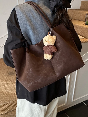 Vintage PU Leather Tote Bag For Women Large Capacity Minimalist Shoulder Bag With Plush Bear Charm Solid Color Daily Handbag