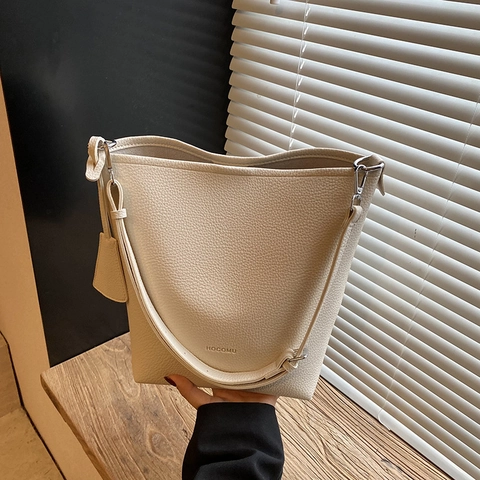 Sac Seau en Cuir PU Rétro pour Femmes Grande Capacité Motif Litchi Sac à Bandoulière Avec Pochette Sac Minimaliste