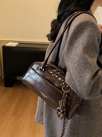 Women Retro Glossy Synthetic Leather Pillow Underarm Bag Fashionable Soft Solid Color Shoulder Bag With Pendant Handbag