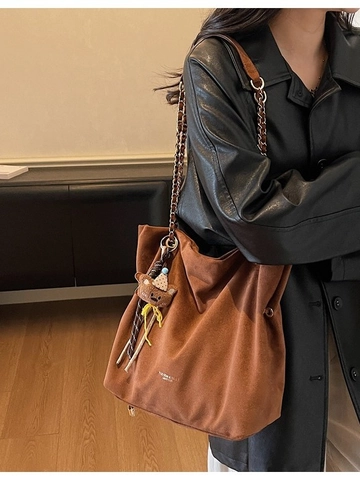 Women's Large Capacity Tote Bag Suede Look PU Leather Chain Strap Shoulder Bag Solid Color Casual Handbag With Pendant