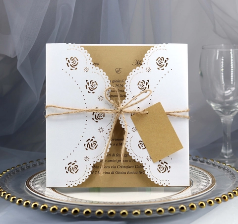 Προσκλητήριο Γάμου Laser Cut Με Τριαντάφυλλο Εσωτερικό Χαρτί Κραφτ Σχοινί Κάνναβης Λευκό Διάτρητο Ευχετήρια Κάρτα Για Γάμο Πάρτι