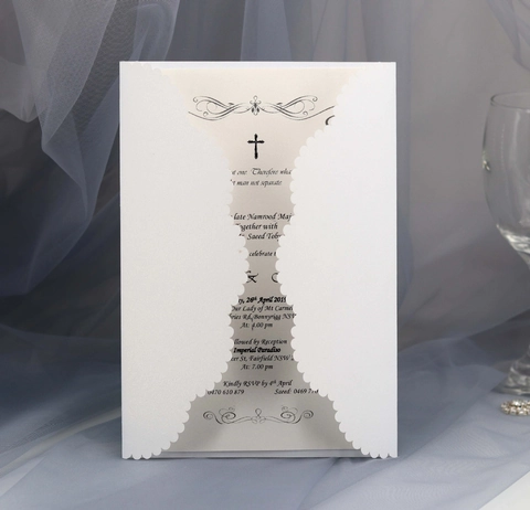 Eleganti Inviti di Matrimonio Tagliati al Laser Bianchi in Carta Perlata Biglietti d'Invito con Fiocco in Raso per Evento