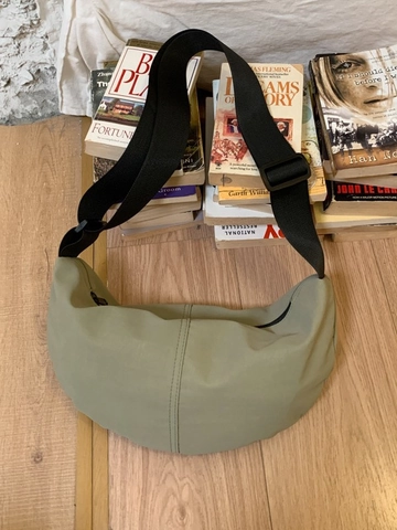 Bolso Bandolera Casual de Nailon para Mujer Gran Capacidad Media Luna Bolso de Hombro Ligero Correa Ajustable