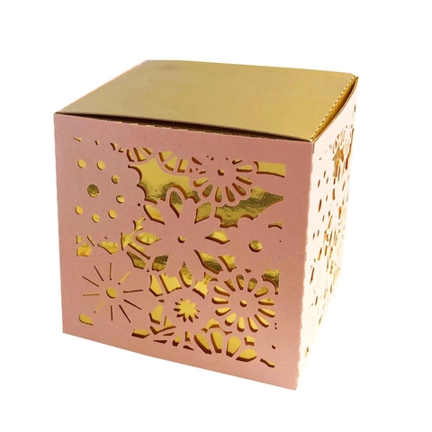 Laser Cut Hollow Wedding Candy Box Engagement Party Favor Gift Packaging Box Gold Lining Floral Pattern Paper Gift Box