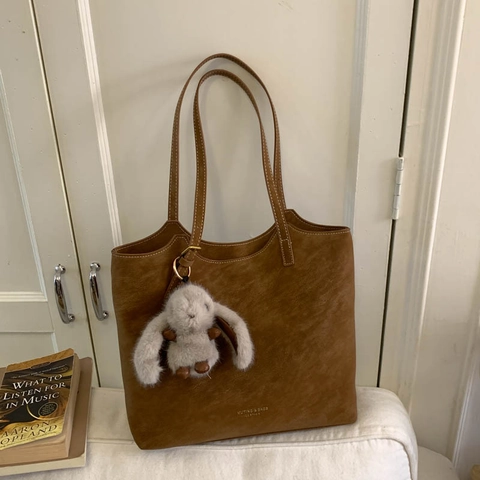 Women Large Capacity Retro Tote Bag Minimalist PU Leather Shoulder Handbag With Plush Rabbit Pendant For Office Commute