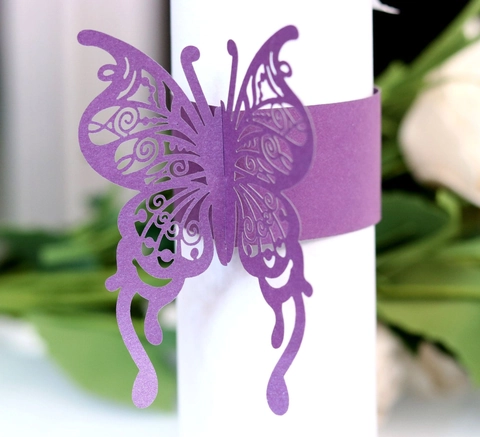 Ronds de Serviette Papillon Élégants Découpés au Laser en Papier Perlé Boucle de Serviette pour Décoration de Table de Mariage