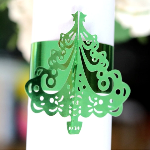 Portatovaglioli in Carta Perlata ad Albero di Natale Intagliato a Laser Fibbia Decorativa per Tovaglioli Natale Matrimonio