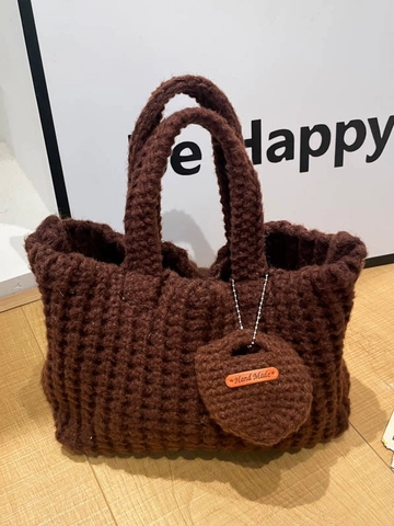Damen Retro Handgestrickte Häkeln Tragetasche Lässig Garn Gewebte Umhängetasche Mit Anhänger Handgefertigte Gitterstruktur Handtasche