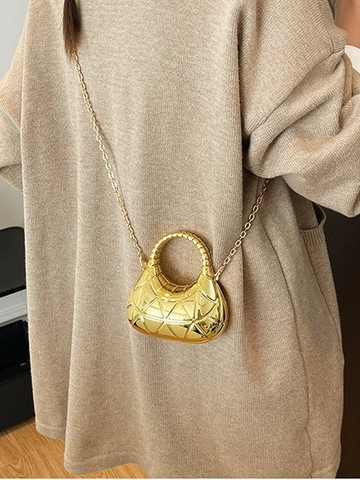 Metallische Acryl Abendtasche Geometrisches Dreieck Mini Mond Umhängetasche Mit Kette Eleganter Party Handtasche