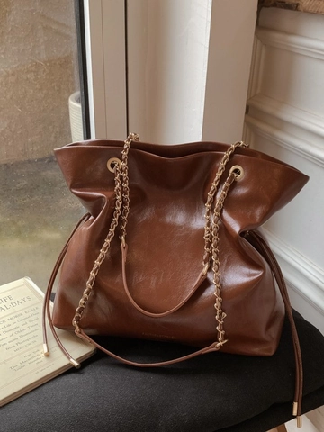 Sac Fourre-tout en Cuir PU Femme Grande Capacité Sac Seau Brillant Vintage Avec Bandoulière Chaîne Rétro Sac à Épaule