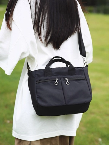 Women Nylon Crossbody Bag Minimalist Large Capacity Multi-Pocket Tote Bag Fashion Commuting Handbag Adjustable Shoulder Bag