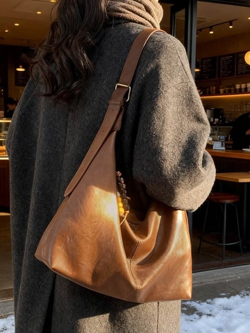 Borsa a Spalla Donna Retrò Grande Capacità in Pelle PU Borsa Hobo Con Ciondolo Nappa Perle Legno Borsa Tote Sottobraccio Casual Pendolare