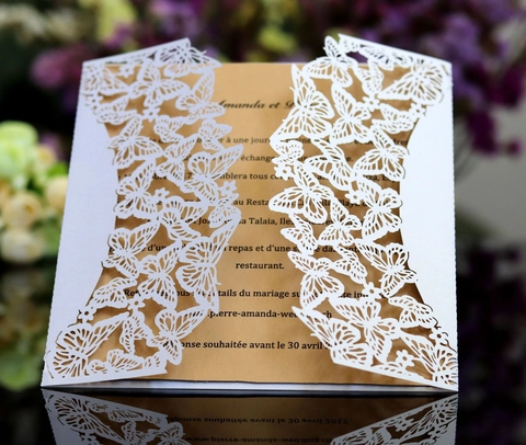 Eleganti Biglietti d'Invito per Matrimonio con Farfalle Tagliate al Laser in Carta Perlata Biglietti d'Auguri per Affari e Feste