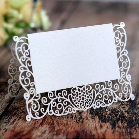Segnaposti a Cuore Taglio Laser Eleganti Cartellini per Nomi in Carta Perlata per Matrimonio Banchetto Festa Decorazioni Tavola