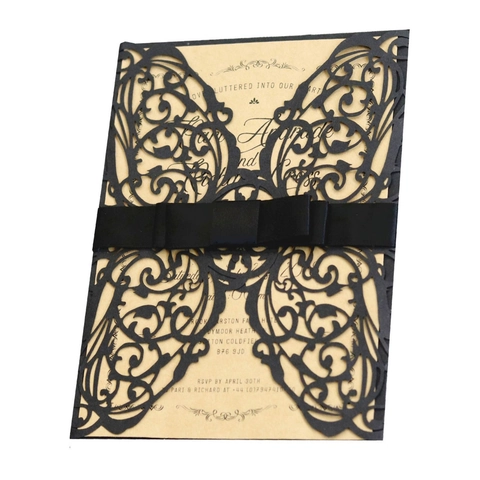 Ensemble d'Invitations de Mariage Papillon Découpe Laser Avec Couverture en Papier Perlé Page Intérieure Enveloppe Satin