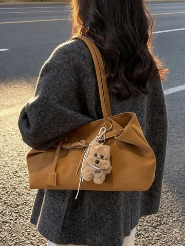 Borsa Tote da Donna in Pelle PU Grande Capacità Minimalista Pendolare Borsa a Tracolla Retrò Finitura Scamosciata Con Ciondolo Peluche