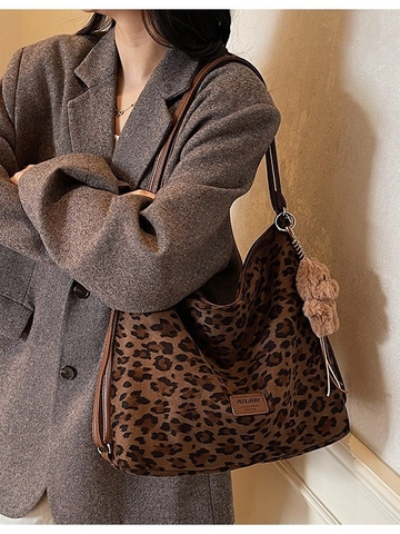 Vintage Leopard Print Tote Bag For Women Large Capacity Velvet Shoulder Bag With Bear Pendant Autumn Winter Fashion Hobo Bag