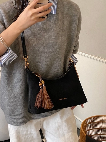 Borsa Baguette da Donna in Finta Pelle PU Scamosciata Borsa a Tracolla Hobo Minimalista Con Ciondolo a Nappa e Perline di Legno