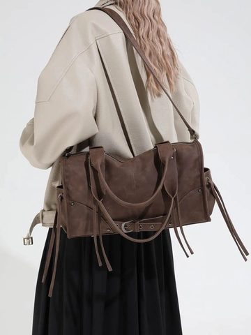 Women Wasteland Style Motorcycle Bag Large Capacity Vintage PU Leather Tote Boston Bag With Tassels And Rivets Crossbody Shoulder Bag