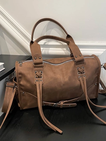 Women Wasteland Style Motorcycle Bag Large Capacity Vintage PU Leather Tote Boston Bag With Tassels And Rivets Crossbody Shoulder Bag