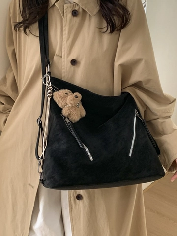 Borsa a Spalla in Pelle PU di Grande Capacità in Stile Harajuku Giapponese per Donna Zaino Hobo Vintage Con Ciondolo in Peluche