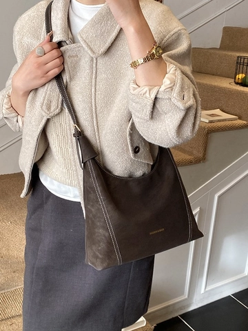 Vintage Niche Design PU Leather Hobo Bag For Women Large Capacity Shoulder Bag With Metal Chain Strap Commuting Crossbody Bag Solid Color Dumpling Bag