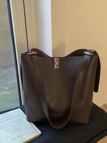 Vintage PU Leder Große Kapazität Beuteltasche Minimalistische Schulter Umhängetasche Retro Unterarm Tote Für Damen Mode Handtasche