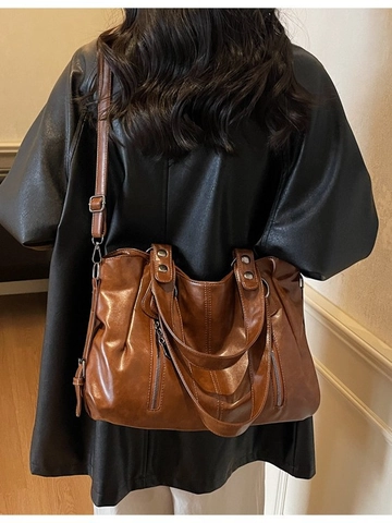 Borsa Tote in Morbida Pelle PU Vintage da Donna di Grande Capacità Borsa a Tracolla alla Moda con Cerniere in Metallo e Borchie