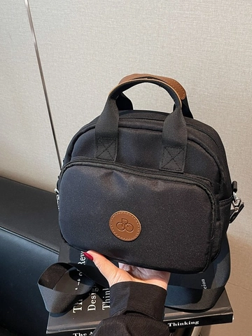 Sac Bandoulière en Nylon pour Femmes Petit Sac à Épaule Carré Minimaliste Avec Bandoulière Réglable Sac à Main Décontracté