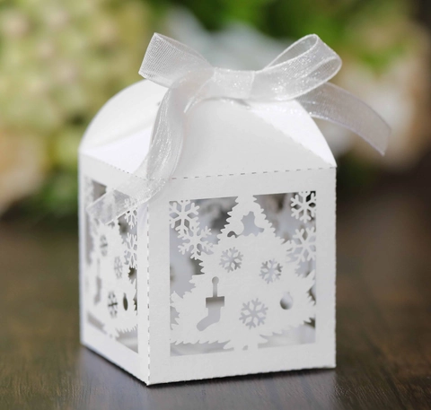 Boîte Cadeau à Bonbons Découpée au Laser Arbre de Noël Flocon de Neige Avec Ruban Papier Nacré Décoration de Fête Noël