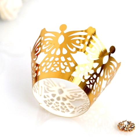 Laser Cut Butterfly Crown Cupcake Wrapper Pearl Paper Hollow Out Cake Liner For Wedding Birthday Party Table Decoration