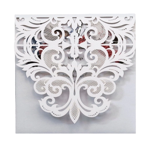 European Vintage Laser Cutout Wedding Invitation Card Hollow Pearlescent Paper Floral Pattern Greeting Card For Wedding Party Event Party Favors