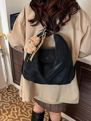 Borsa Tote da Donna in Pelle PU Vintage Stile Preppy di Nicchia Borsa a Spalla Con Pendaglio in Peluche Borsa per Pendolari