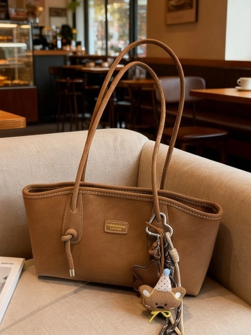 Women Vintage PU Leather Underarm Tote Bag Large Capacity Casual Shoulder Bag With Cute Bear Pendant Commute Handbag