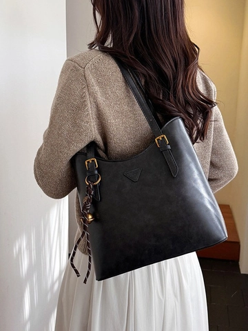Bolso Tote Retro de Cuero PU para Mujer Gran Capacidad Minimalista Casual Bolso de Hombro Con Colgante Color Sólido